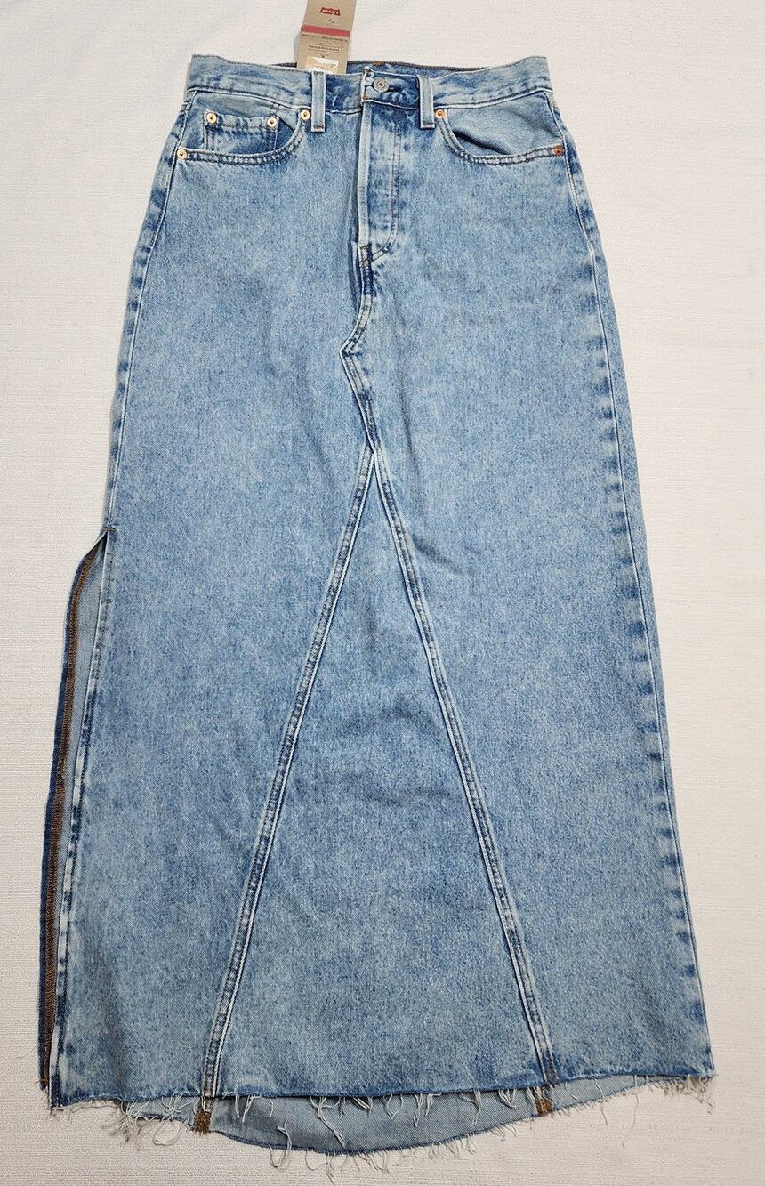 Levi's side slit skirt denim Waist 27'' length 38'' button flies
